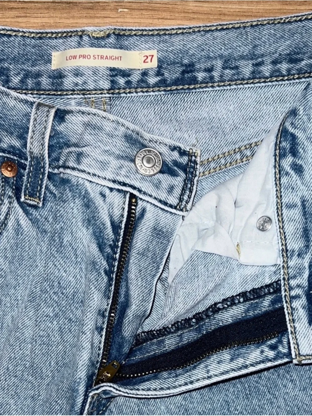 Levi's Light Blue Women's Straight-Leg Jeans - Picture 2 of 4